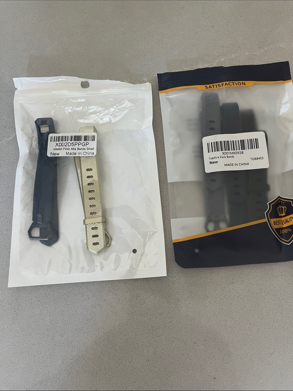 5 Replacement 1 Black, 2 Navy, 1 Golden, 1 Gray for Fitbit.